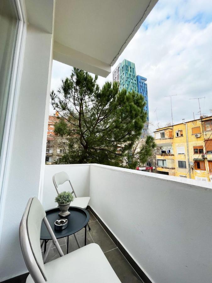 Aj Apartments, Hidden Gem In The Heart Of 티라나 외부 사진